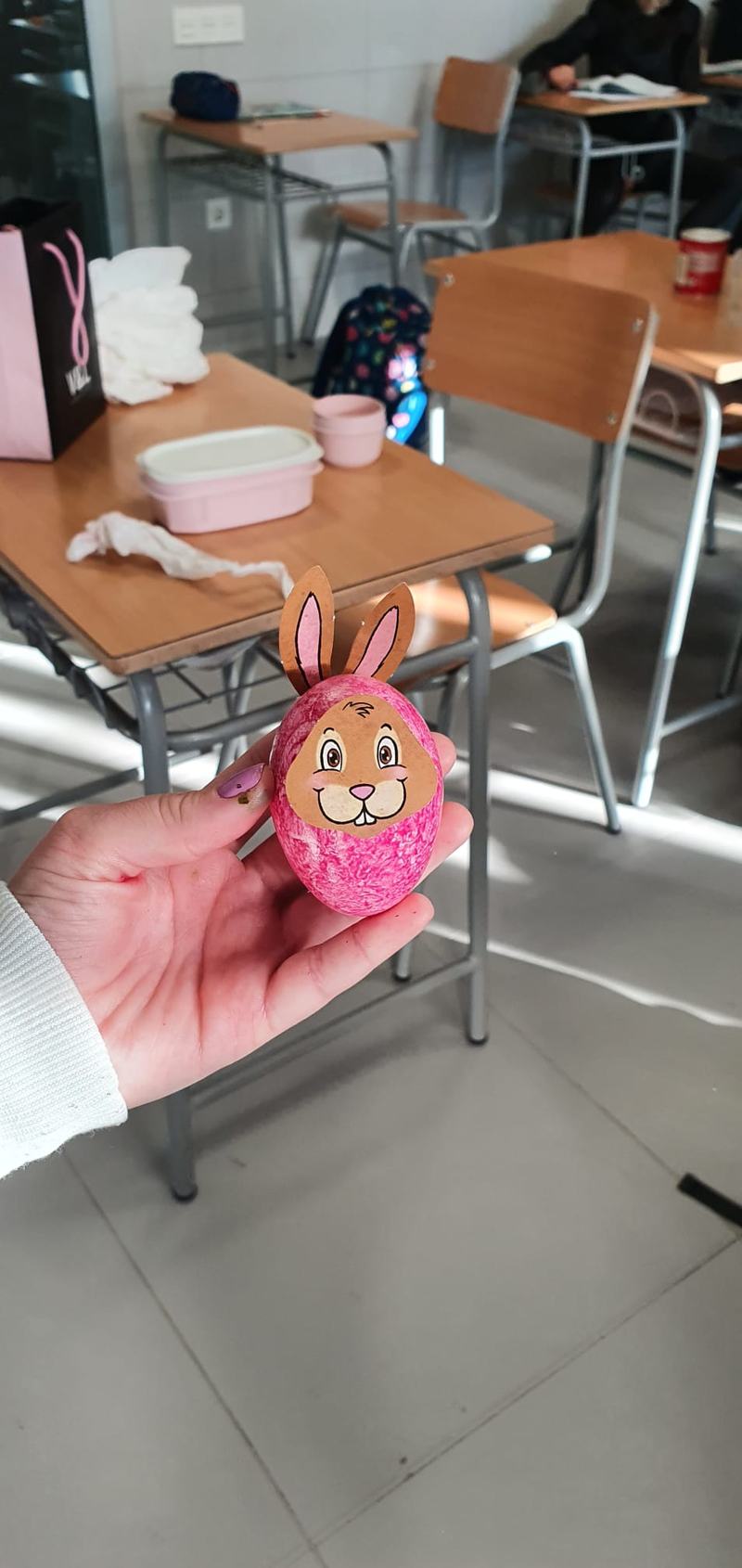 FROHE OSTERN!