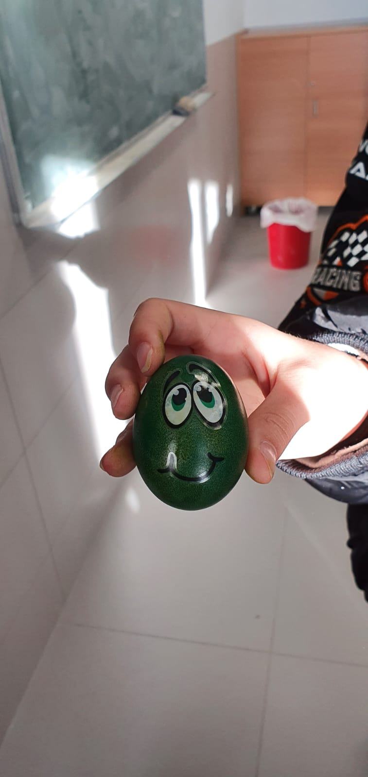 FROHE OSTERN!