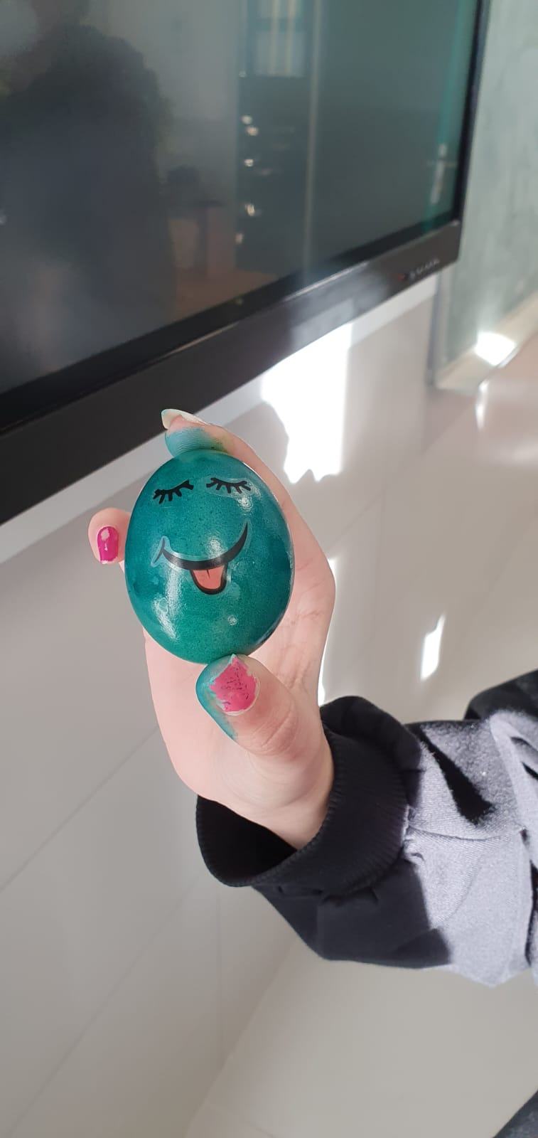 FROHE OSTERN!